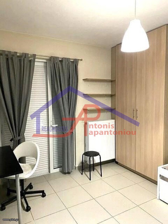 Studio / γκαρσονιέρα 30 τ.μ. προς ενοικίαση, Νέο Σιράκο