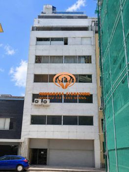 Επιχειρηματικό κτίριο 1.050 τ.μ. πρός πώληση