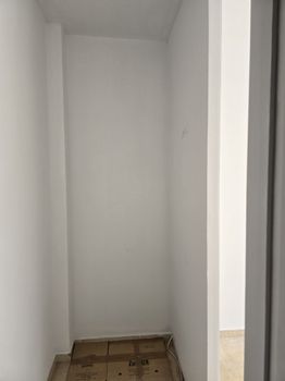 Office 25 sqm for rent