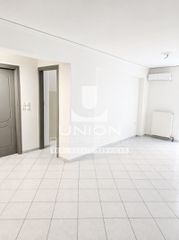 Διαμέρισμα 52 τ.μ. για πώληση, Πειραιάς, Καστέλλα-thumb-1