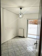 Διαμέρισμα 52 τ.μ. για πώληση, Πειραιάς, Καστέλλα-thumb-5