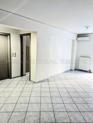 Διαμέρισμα 52 τ.μ. για πώληση, Πειραιάς, Καστέλλα-thumb-3