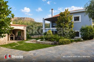Μονοκατοικία 240 τ.μ. για πώληση
