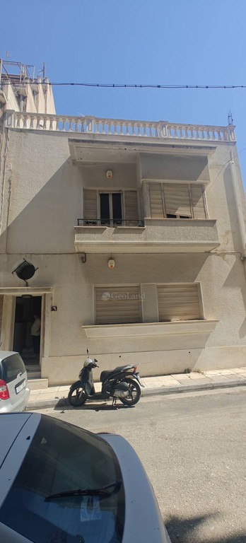 Κτίριο 260 τ.μ. προς πώληση, Κλωναρίδου