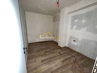 Κατάστημα 104 τ.μ. προς πώληση, Καλλιθέα-thumb-3