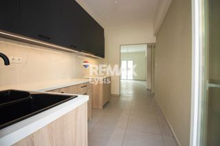 Διαμέρισμα 72 τ.μ. για πώληση, Πειραιάς, Αγία Σοφία-thumb-3
