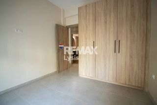 Διαμέρισμα 45 τ.μ. για πώληση, Πειραιάς, Αγία Σοφία-thumb-6