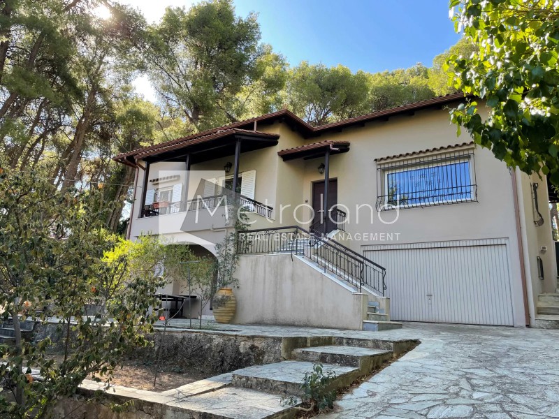 Βίλλα 268 τ.μ. πρός πώληση, Αθήνα - Βόρεια Προάστια, Εκάλη