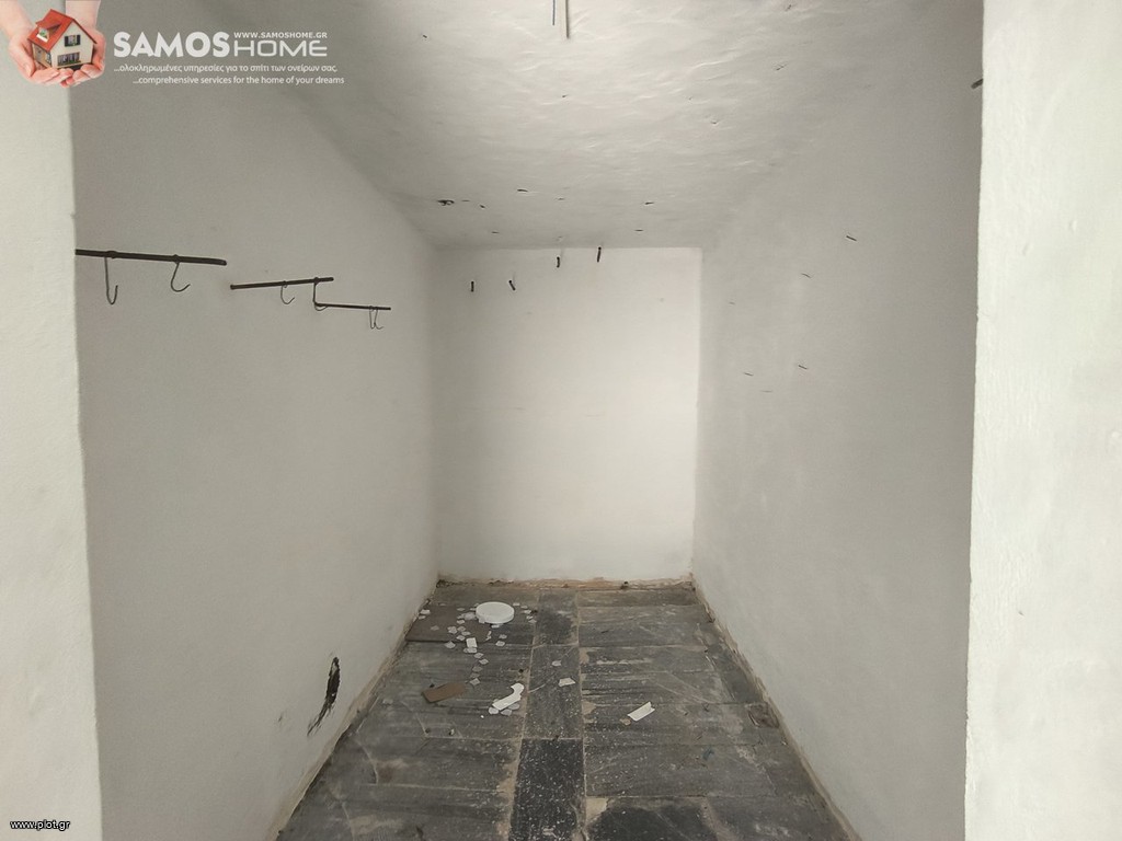Κατάστημα 48 τ.μ. πρός πώληση, Ν. Σάμου, Σάμος