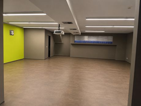 Επιχειρηματικό κτίριο 581 τ.μ. προς ενοικίαση