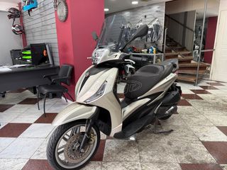 Piaggio Beverly 300i 2021