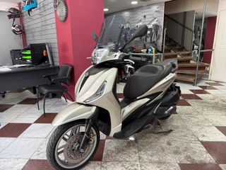 Piaggio Beverly 300i 2021