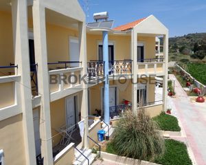 Ξενοδοχείο 1.000 τ.μ. προς πώληση, Πολιχνίτος Λέσβου-thumb-6