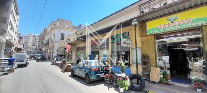Κατάστημα 173 τ.μ. πρός ενοικίαση, Πειραιάς, Λιμάνι