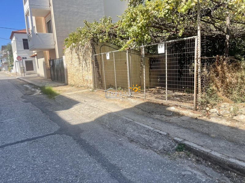Οικόπεδο 212 τ.μ. πρός πώληση, Μεσσηνία, Κυπαρισσία