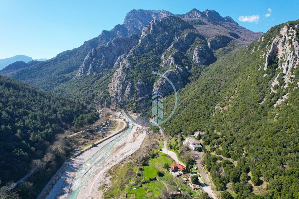 Ξενοδοχείο 1.638 τ.μ. προς πώληση, Ν. Τρικάλων, Πύλη