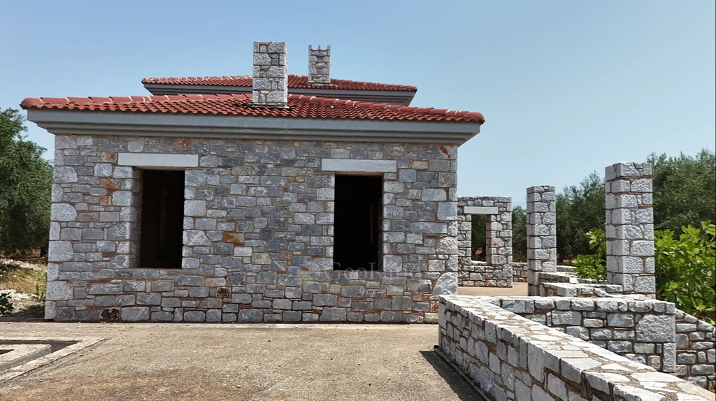 Μονοκατοικία 340 τ.μ. προς πώληση, Βρομονέρι