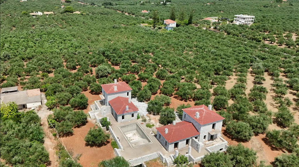 Μονοκατοικία 340 τ.μ. προς πώληση, Βρομονέρι