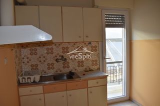 Studio / γκαρσονιέρα 36 τ.μ. προς ενοικίαση, Κέντρο Ιωαννίνων-thumb-9