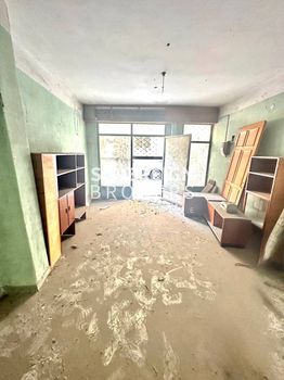 Κατάστημα 21 τ.μ. προς πώληση