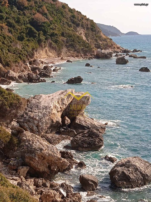 Αγροτεμάχια 45.000 τ.μ. πρός πώληση, Θεσπρωτία, Πέρδικα