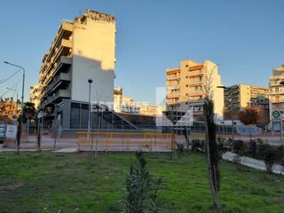 Κατάστημα 442 τ.μ. προς πώληση, Ιπποκράτειο-thumb-2