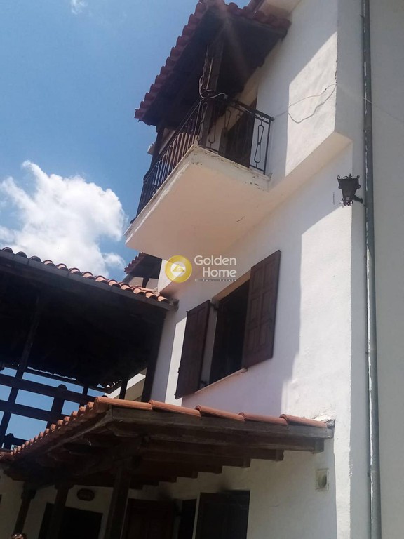Συγκρότημα διαμερισμάτων 300 τ.μ. πρός πώληση, Μαγνησία, Πορταριά