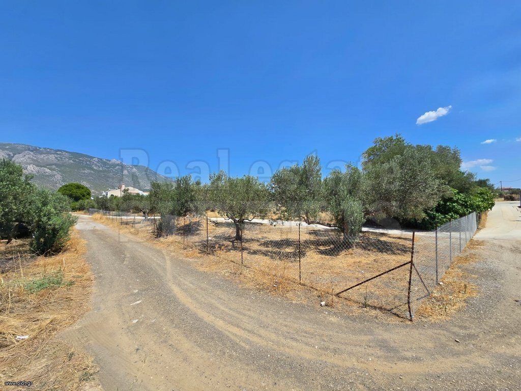 Οικόπεδο 820 τ.μ. προς πώληση, Λουτράκι-Περαχώρα