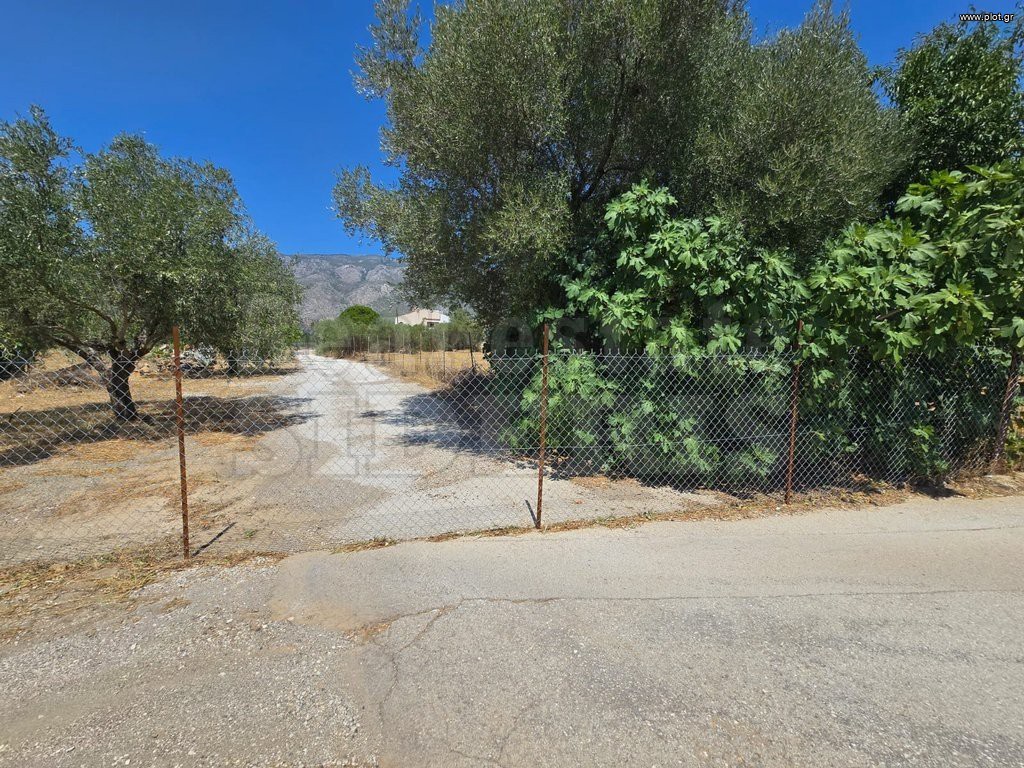 Οικόπεδο 820 τ.μ. προς πώληση, Λουτράκι-Περαχώρα