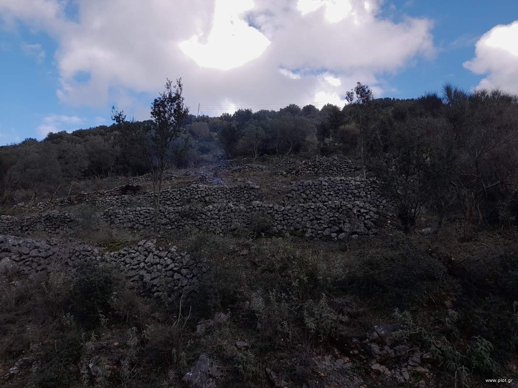 Οικόπεδο 1.213 τ.μ. προς πώληση, Ν. Λευκάδας, Λευκάδα