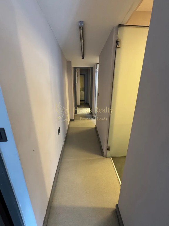Γραφείο 108 τ.μ. προς ενοικίαση, Hilton