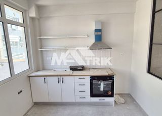 Studio / γκαρσονιέρα 40 τ.μ. προς πώληση, Λαδάδικα-thumb-3