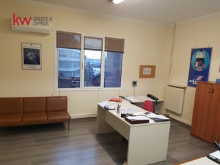 Γραφείο 118,10 τ.μ. για πώληση, Πειραιάς, Λιμάνι-thumb-1