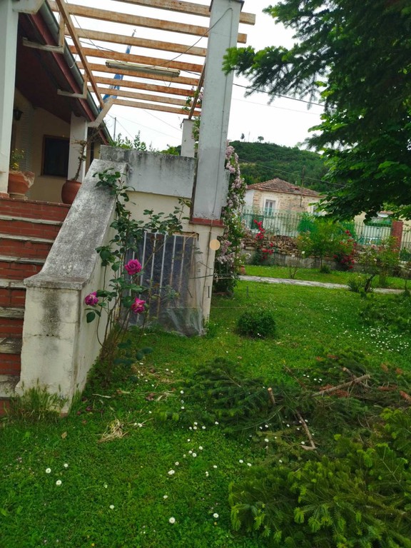 Μονοκατοικία 120 τ.μ. πρός πώληση, Ν. Τρικάλων, Παραληθαίοι