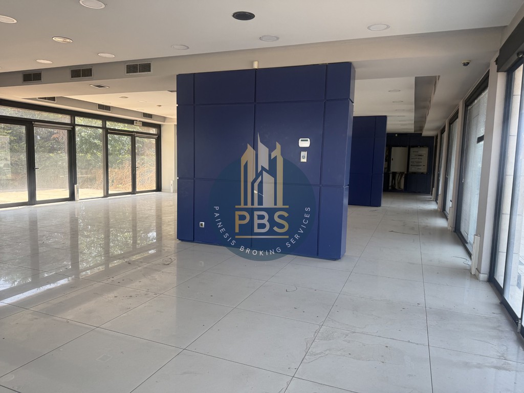 Επιχειρηματικό κτίριο 1.500 τ.μ. πρός ενοικίαση, Αθήνα - Βόρεια Προάστια, Κηφισιά