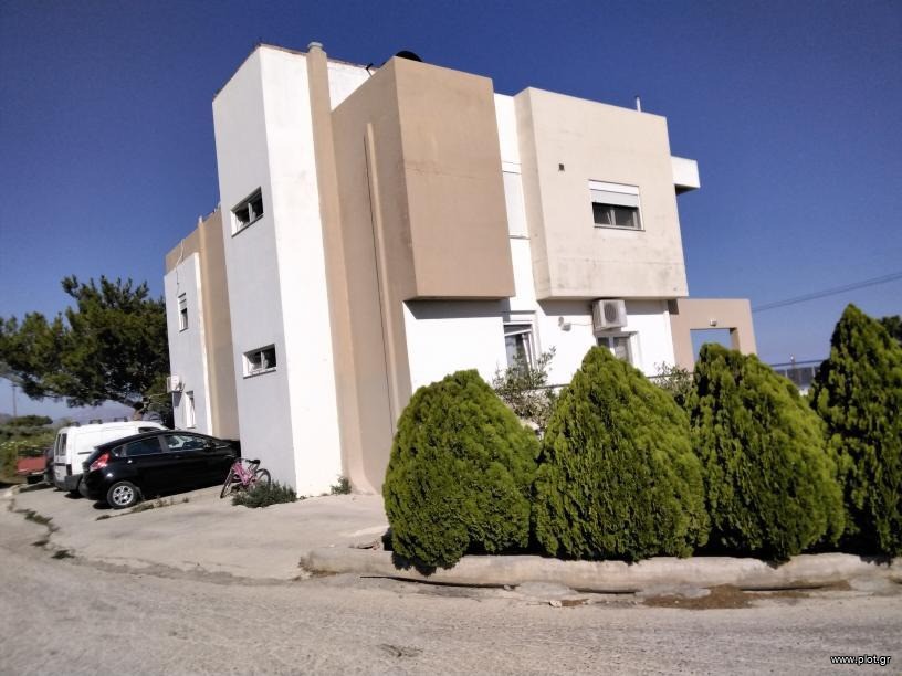 Συγκρότημα διαμερισμάτων 346 τ.μ. πρός πώληση, Ν. Λασιθίου, Μακρύς Γιαλός