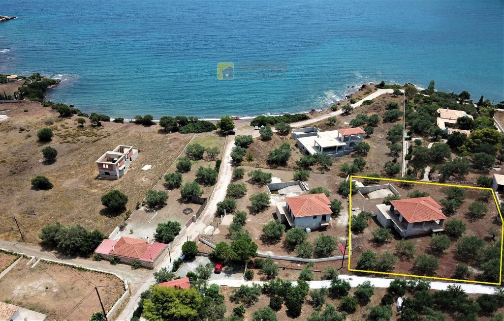 Μονοκατοικία 200 τ.μ. προς πώληση, Κουβέρτα