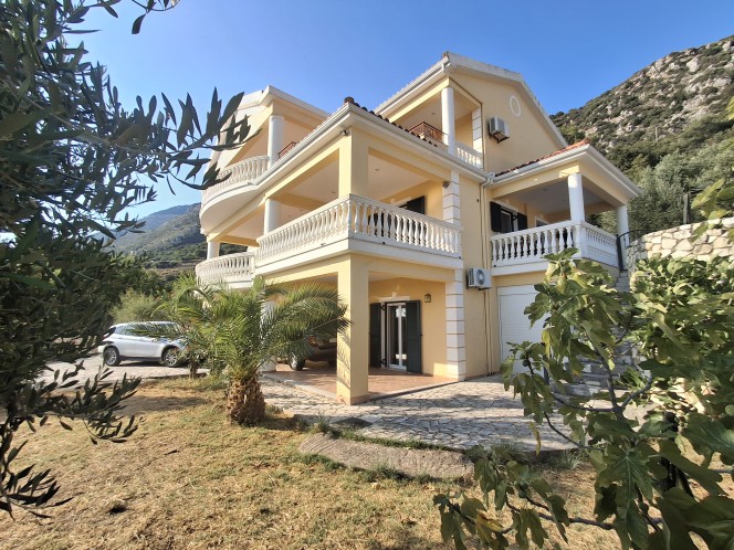 Μονοκατοικία 437 τ.μ. πρός πώληση, Ν. Κεφαλονιάς, Κεφαλονιά