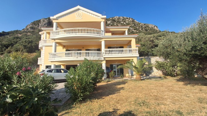 Μονοκατοικία 437 τ.μ. πρός πώληση, Ν. Κεφαλονιάς, Κεφαλονιά