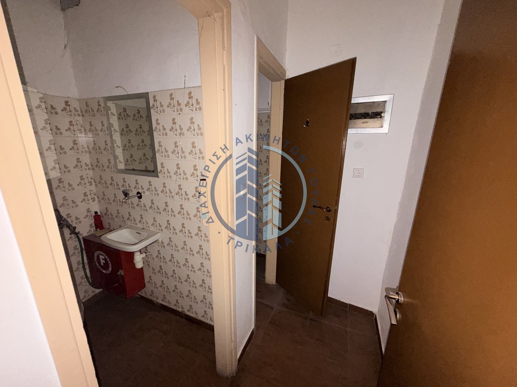 Κατάστημα 80 τ.μ. πρός ενοικίαση, Ν. Τρικάλων, Τρίκαλα