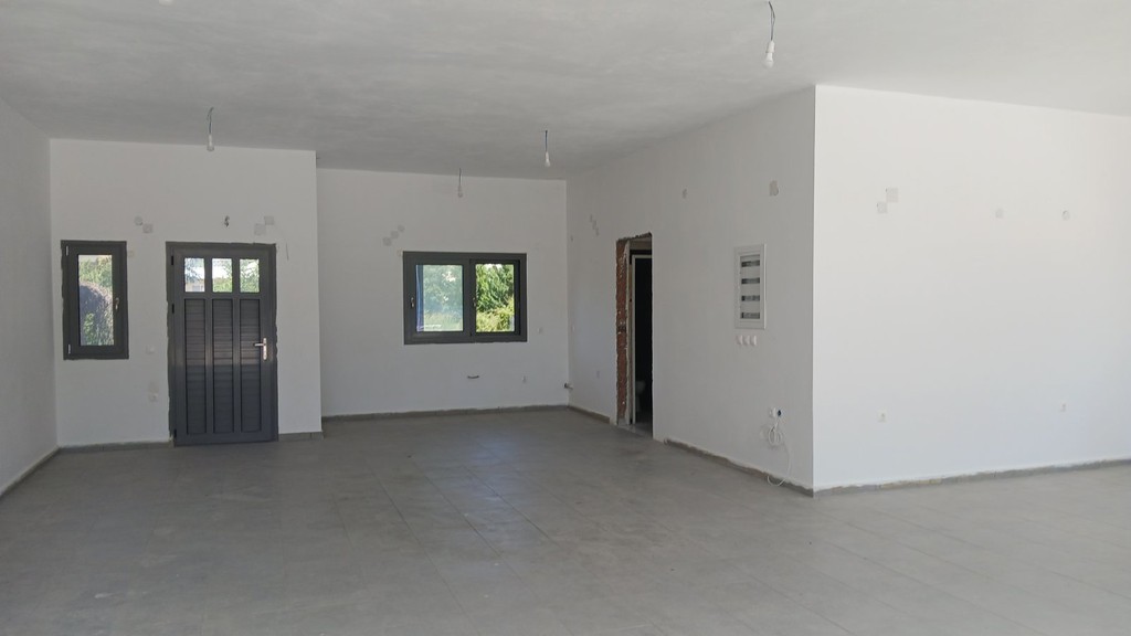 Κατάστημα 120 τ.μ. προς ενοικίαση, Άγιος Νικόλαος Ληλαντίου