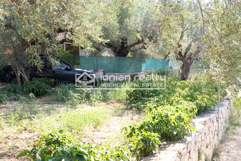 Οικόπεδο 882 τ.μ. προς πώληση, Έξω Χώρα