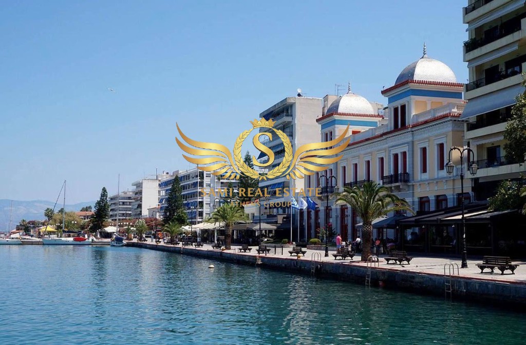 Επιχειρηματικό κτίριο 1.570 τ.μ. προς πώληση, Παραλία Γουβών