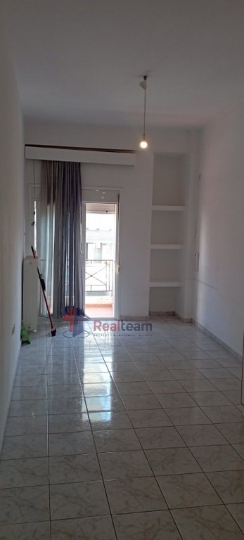 Studio / γκαρσονιέρα 27 τ.μ. προς ενοικίαση, Επτά Πλατάνια