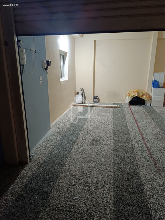 Parking 15 τ.μ. προς πώληση, Αμφιάλη