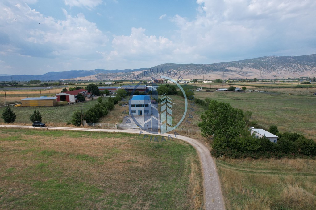 Βιοτεχνικός χώρος 386 τ.μ. πρός πώληση, Ν. Τρικάλων, Πελλιναίο