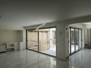 Μονοκατοικία 365 τ.μ. για ενοικίαση