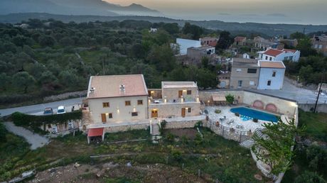 Κτίριο 380 τ.μ. πρός πώληση