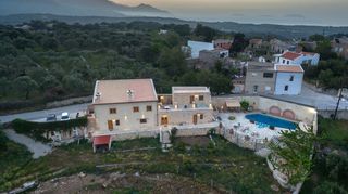 Κτίριο 380 τ.μ. για πώληση