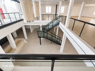 Επιχειρηματικό κτίριο 2.200 τ.μ. για ενοικίαση